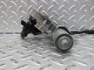 W124 Wagon rear wiper motor used OEM