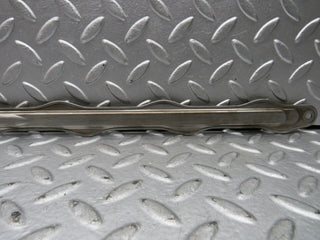 21753 Mercedes-Benz W126 300SE Camshaft Oil Tube