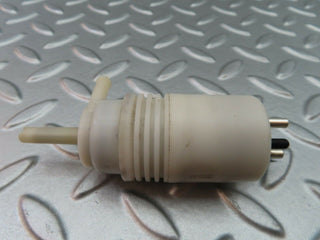 W124 Wagon windscreen washer pump used OEM