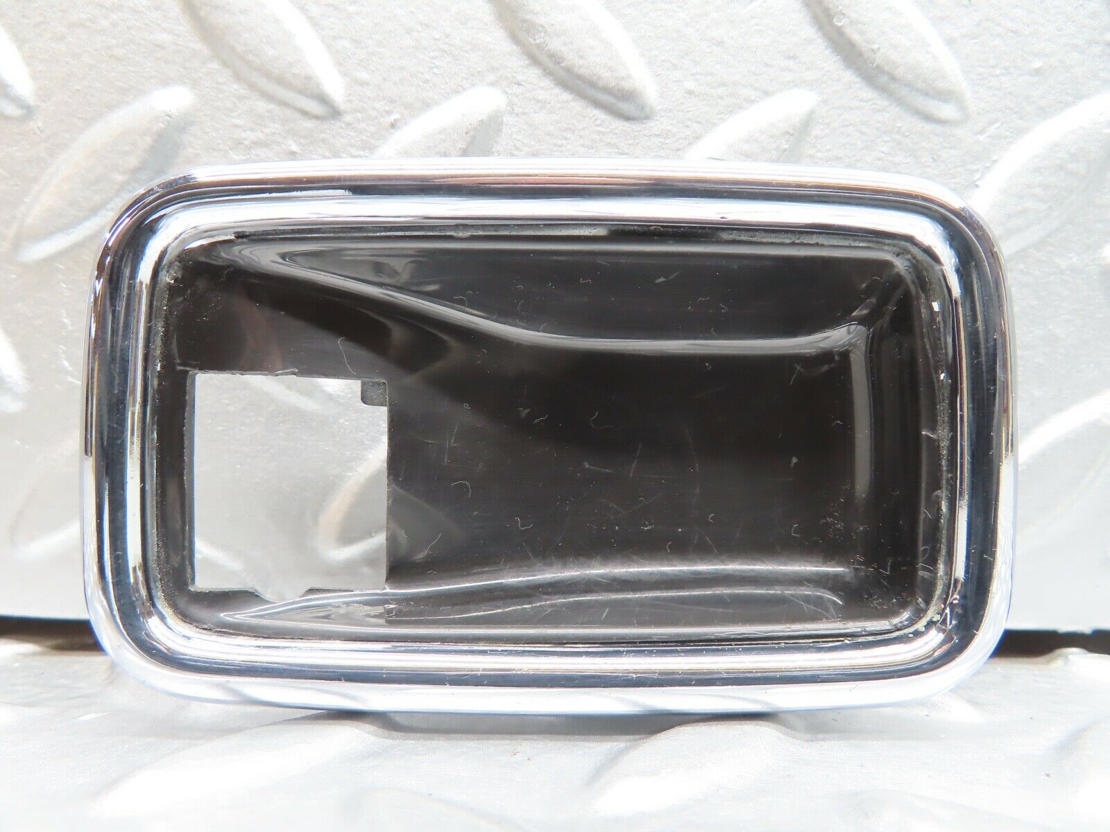 21080 Mercedes-Benz W123 230E Chrome Frame For Door Opener Left 1087660511