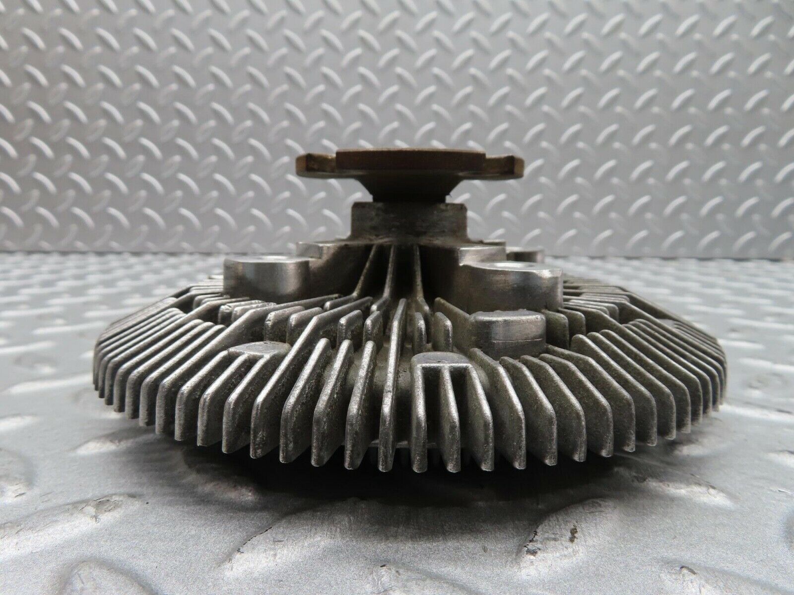 12523 Mercedes-Benz W108 280SE 3.5 Engine Cooling Fan Clutch