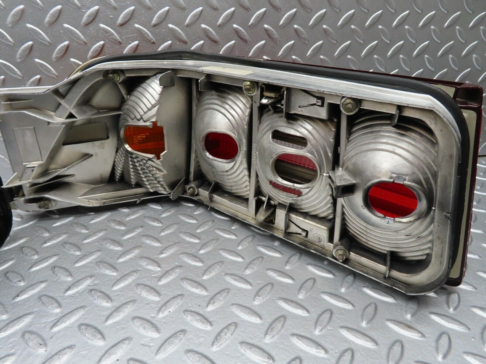 19884 Mercedes-Benz R129 300SL Coupe Tail Light Right Side