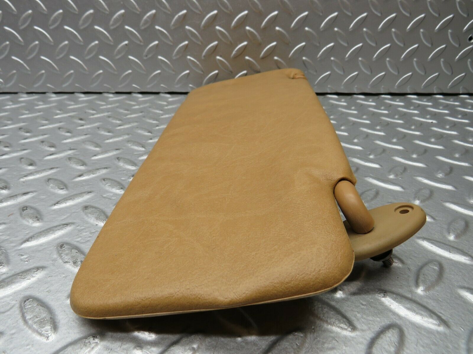 22044 Mercedes-Benz S123 280TE Wagon Sun Visor Right Side