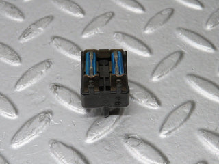 W124 Cabriolet fuse box connector used OEM