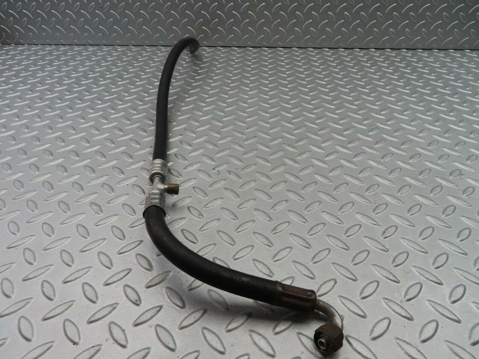 7192 Mercedes-Benz S124 E220 Wagon Air Conditioning Pipe