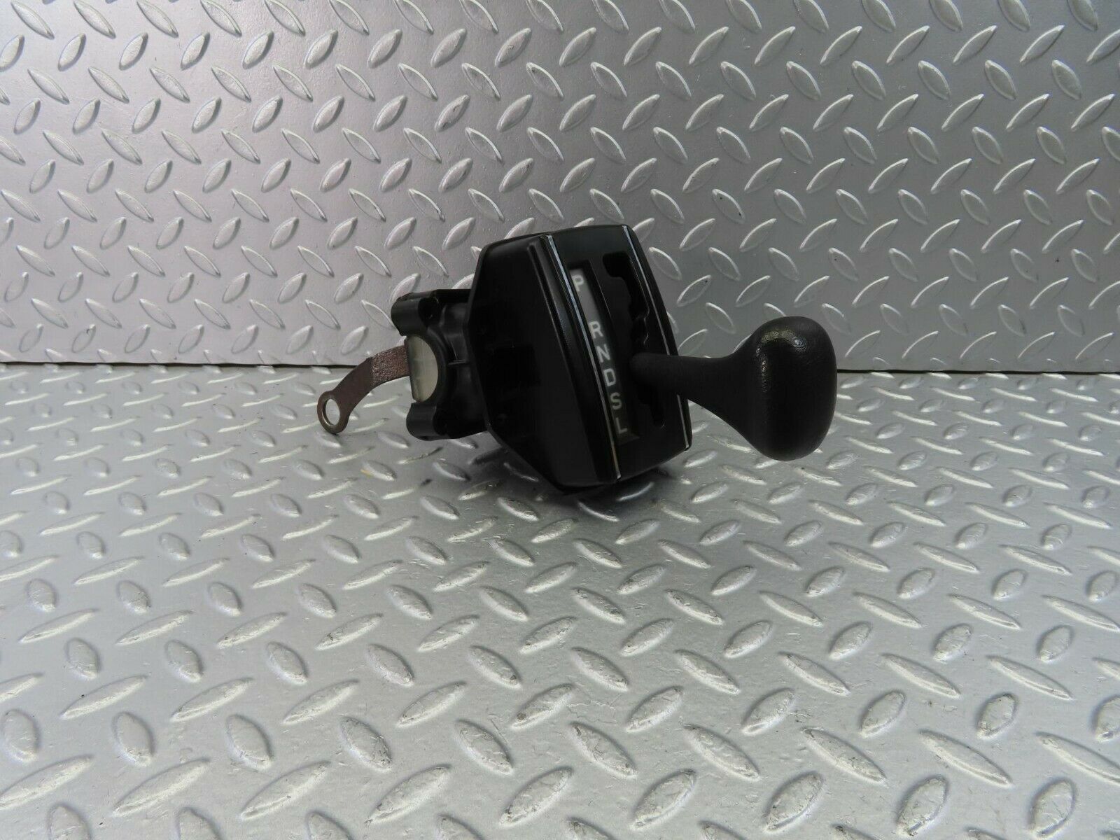 10780 Mercedes-Benz W123 230E Automatic Gear Shift Selector