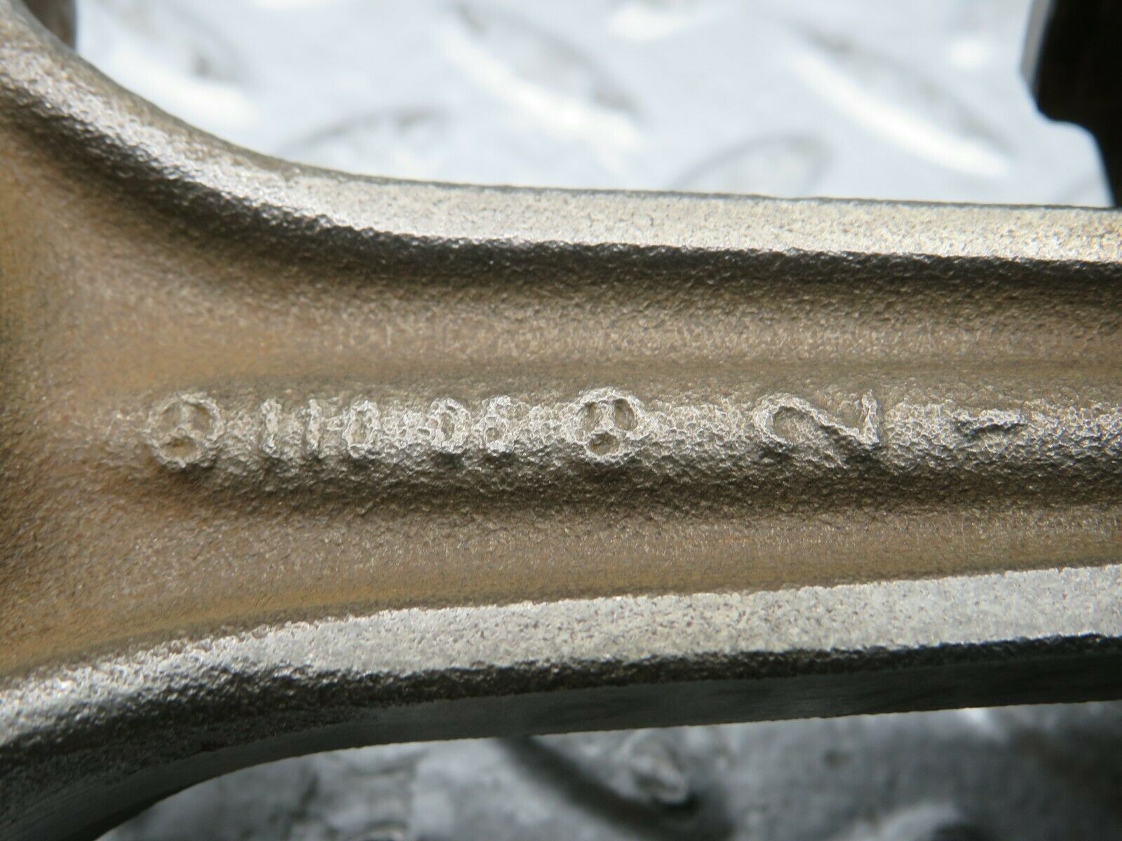 22206 Mercedes-Benz S123 280TE Piston With Connecting Rod 85.975 mm