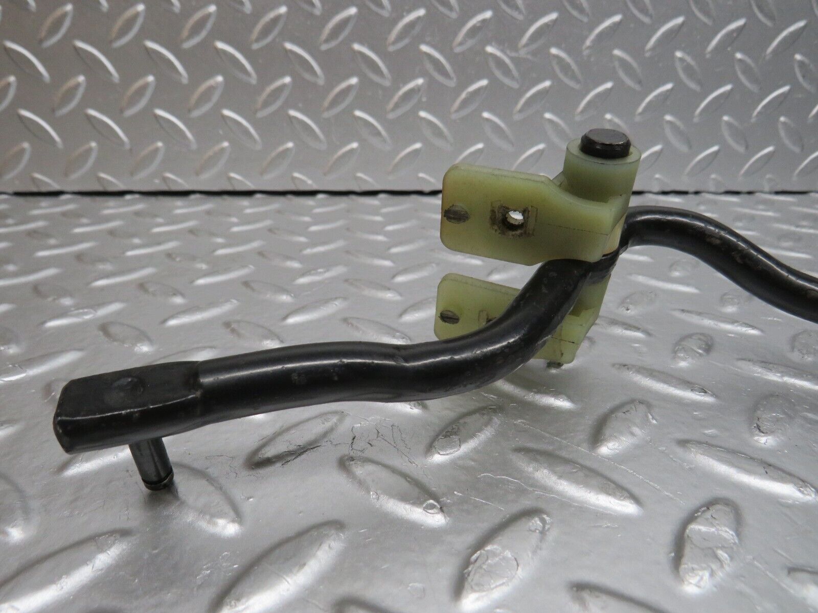 32163 Mercedes-Benz W123 230E Accelerator Pedal Linkage