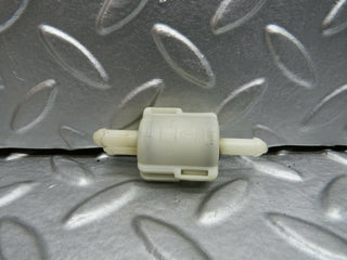 W123 Wagon windscreen washer fluid distributor used OEM
