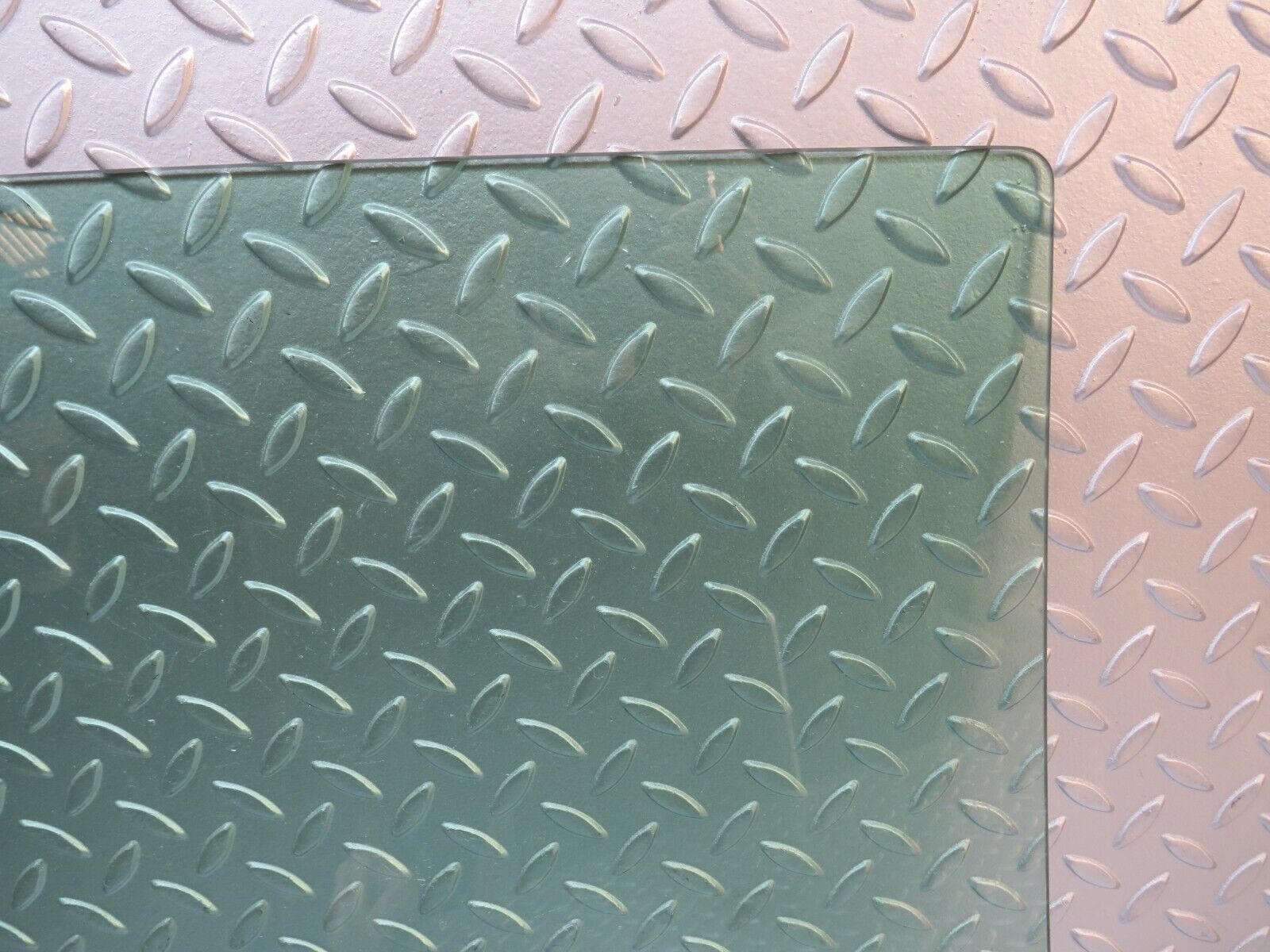 30421 Mercedes-Benz W124 230E Rear Left Door Window Glass