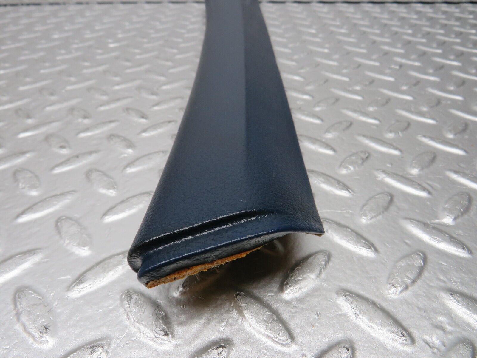 30981 Mercedes-Benz W123 200D A Pillar Cover Trim Right Side Blue