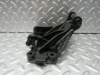 24087 Mercedes-Benz W123 280E Alternator Generator Bracket 1101550735