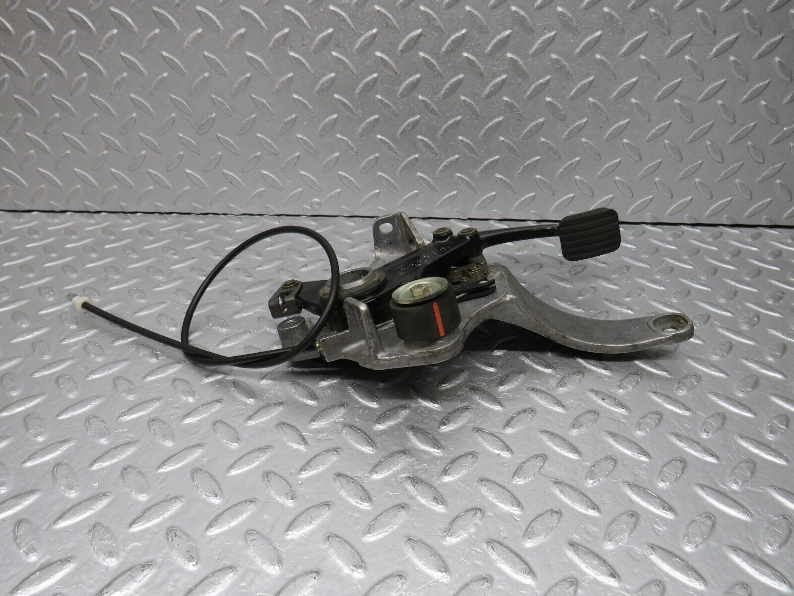 38435 Mercedes-Benz R129 280SL Coupe Parking Brake Pedal 1294270336 1294270101