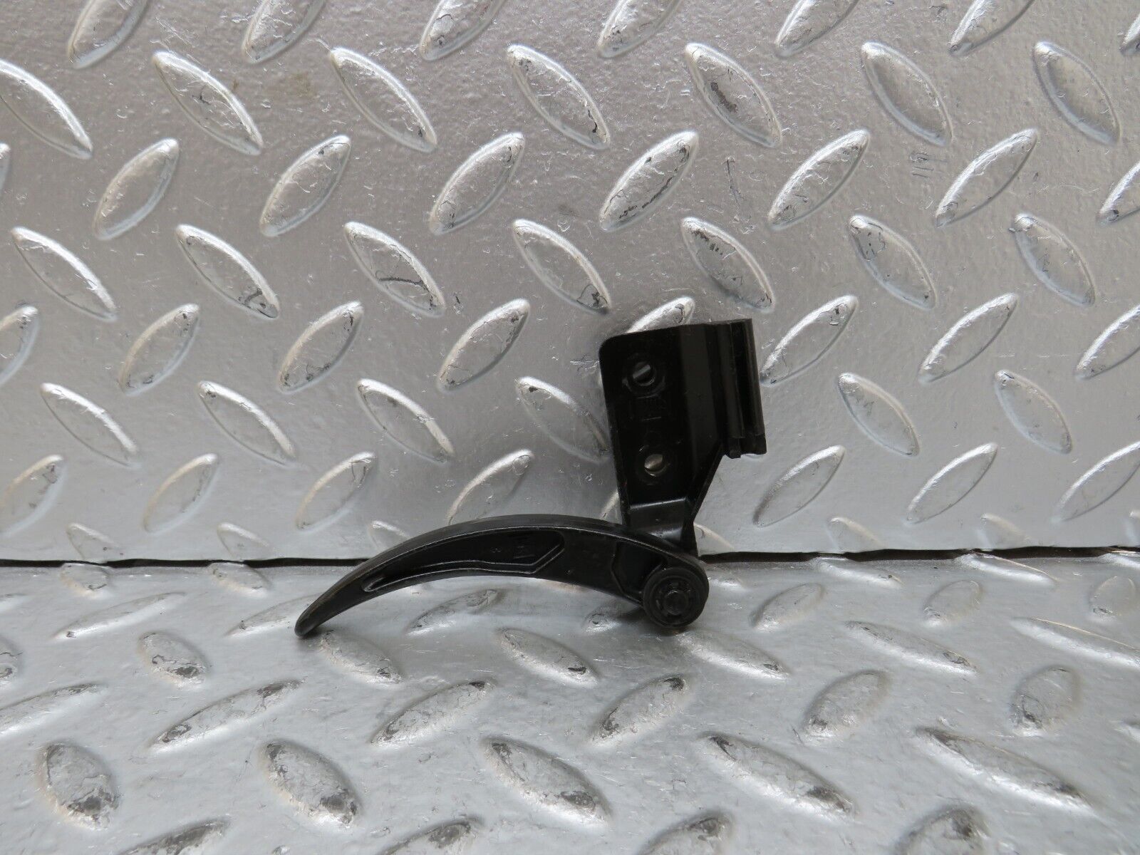 27873 Mercedes-Benz W123 280E Hood Opener Bonnet Opener Release