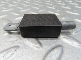 C140 Coupe radio antenna amplifier used OEM