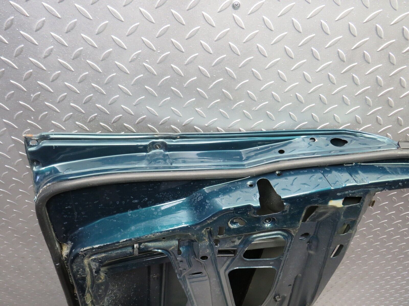 27731 Mercedes-Benz S124 300TE Wagon Front Left Door