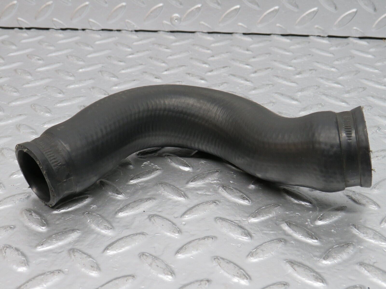 32549 Mercedes-Benz S124 300TE Wagon Coolant Hose Pipe 1245012482