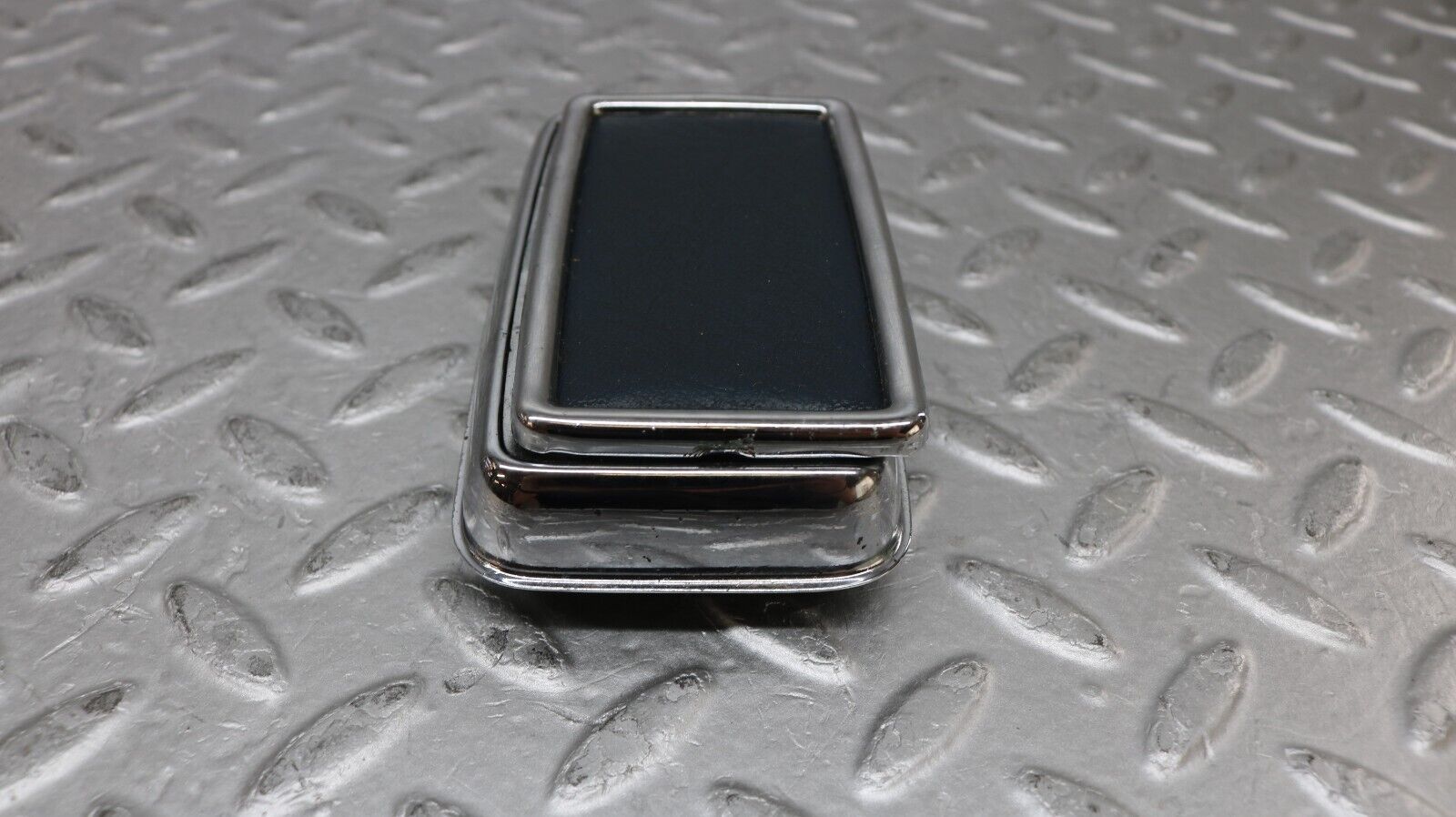37257 Mercedes-Benz W109 300SEL Rear Door Ashtray Blue