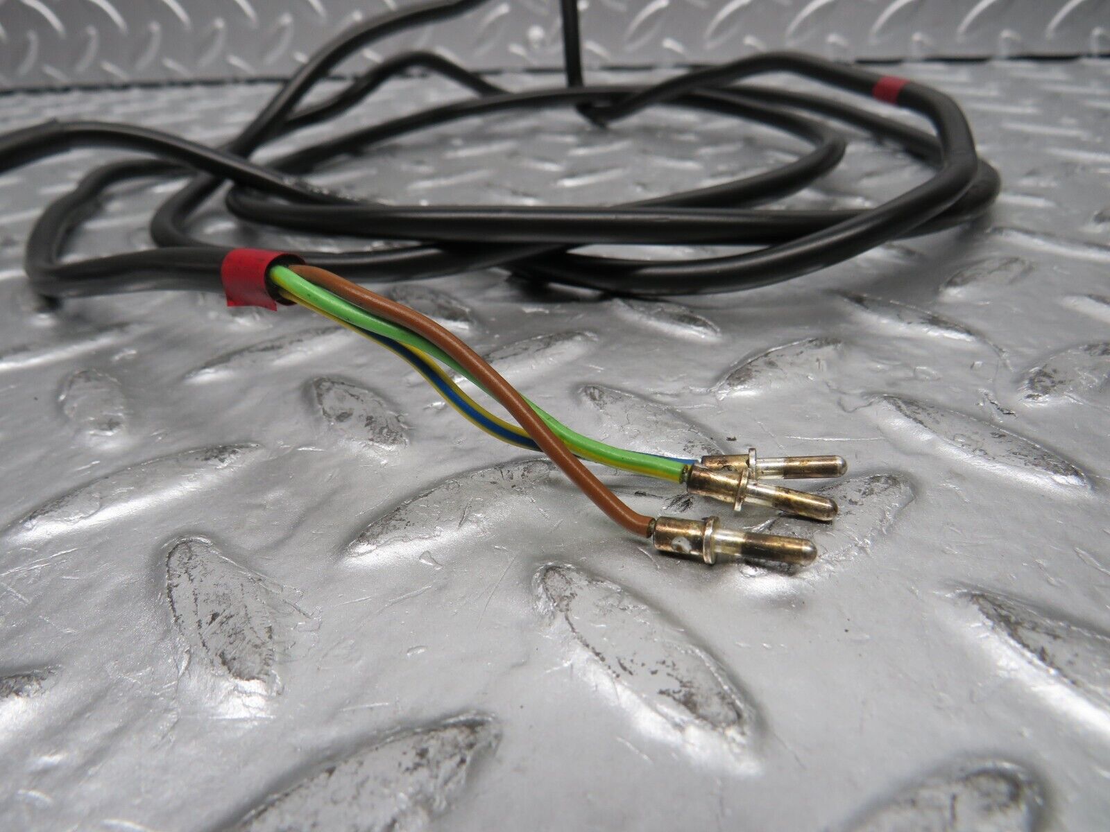 31522 Mercedes-Benz S124 220TE Wagon Tailgate Wire 1245409713 1245408409