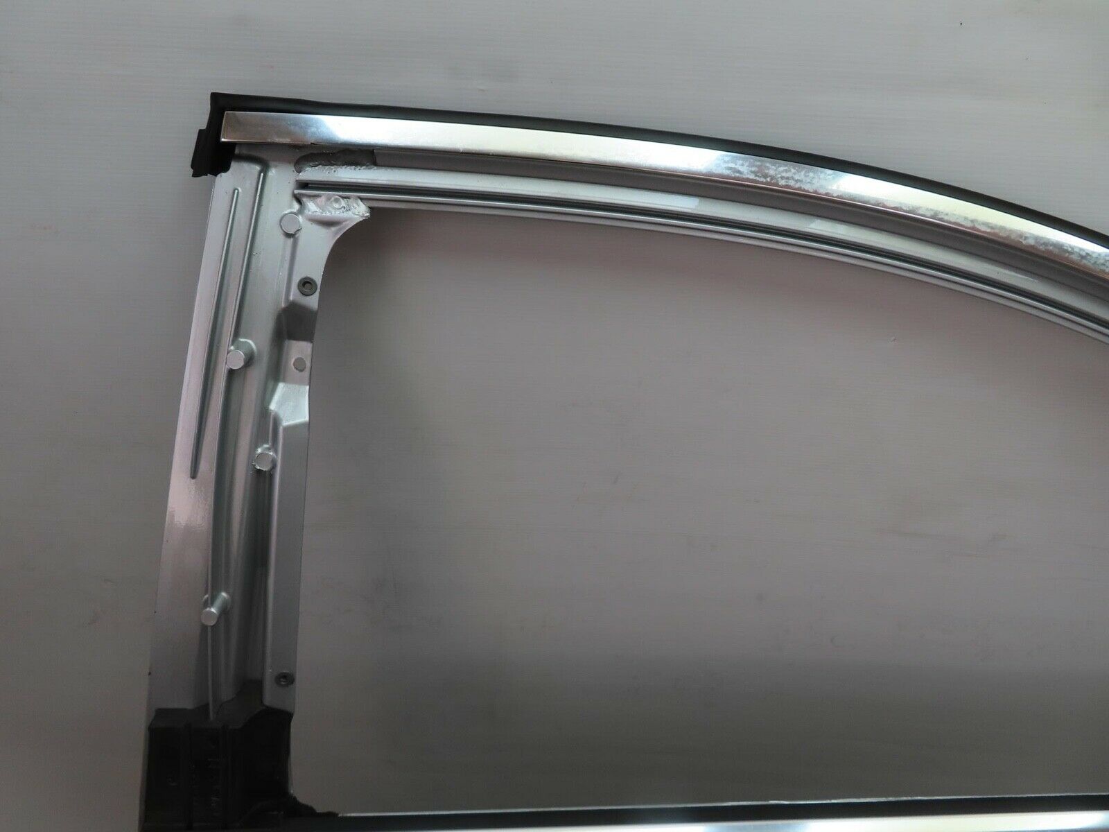 11242 Mercedes-Benz W221 S320 Rear Left Door