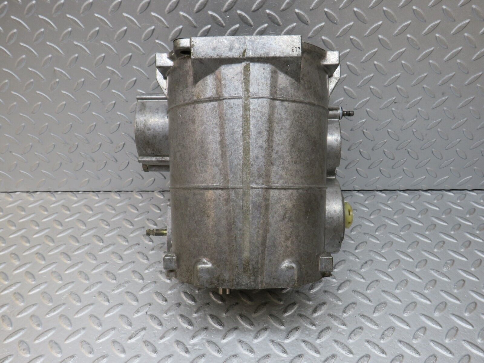 36427 Mercedes-Benz R107 450SL Automatic Gearbox Housing 1162710001 1162700201