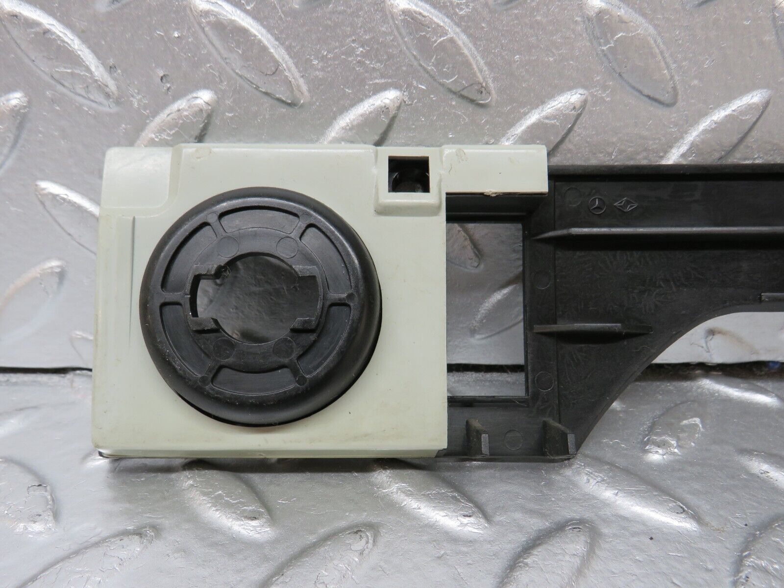 34087 Mercedes-Benz W124 260E Headlight Switch Surround Cover