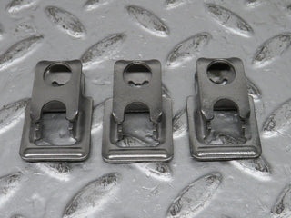 32701 Mercedes-Benz S124 300TE Wagon Fuel Injector Bracket Holder Set