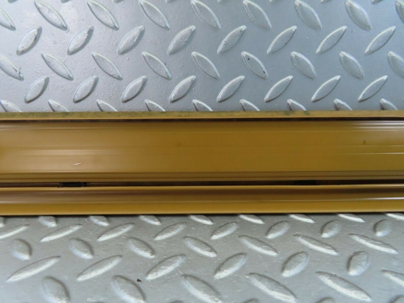 10689 Mercedes-Benz W123 230E Front Right Door Sill