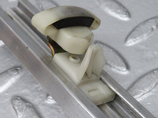 31805 Mercedes-Benz W201 190LE 1.8L Power Window Regulator Window Holder Accessories