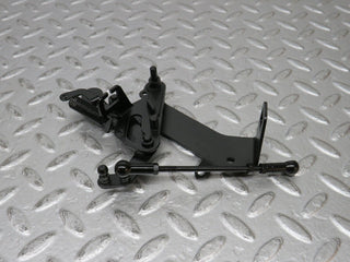 31534 Mercedes-Benz S124 220TE Wagon Throttle Linkage