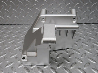 32662 Mercedes-Benz S124 300TE Wagon Power Steering Pump Bracket 1264660641