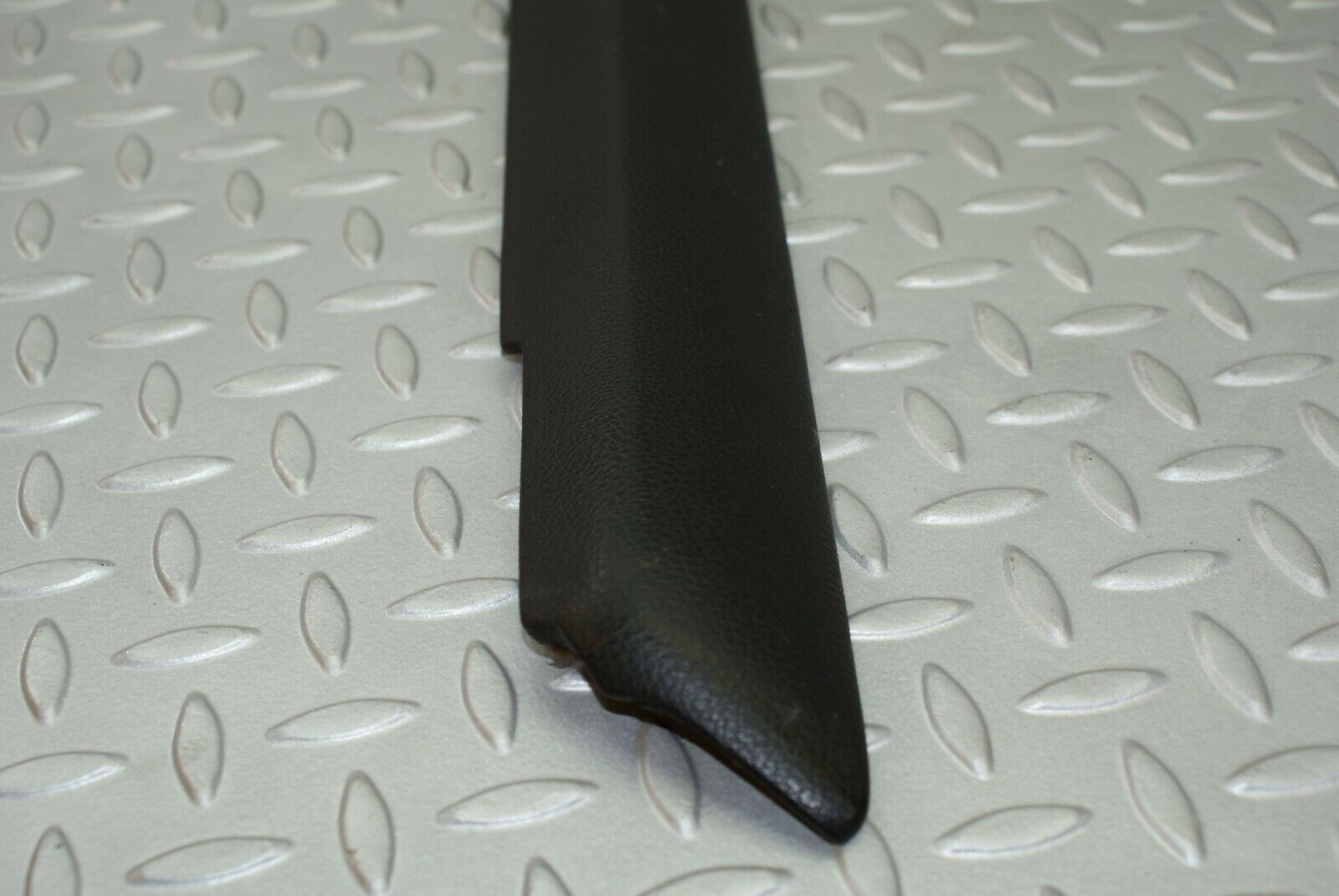 3112 Mercedes-Benz W115 220D Front Right Upper Door Panel Black