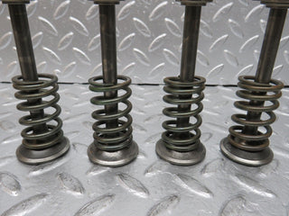 0886 Mercedes-Benz W123 240D Engine Exhaust Valve with Spring