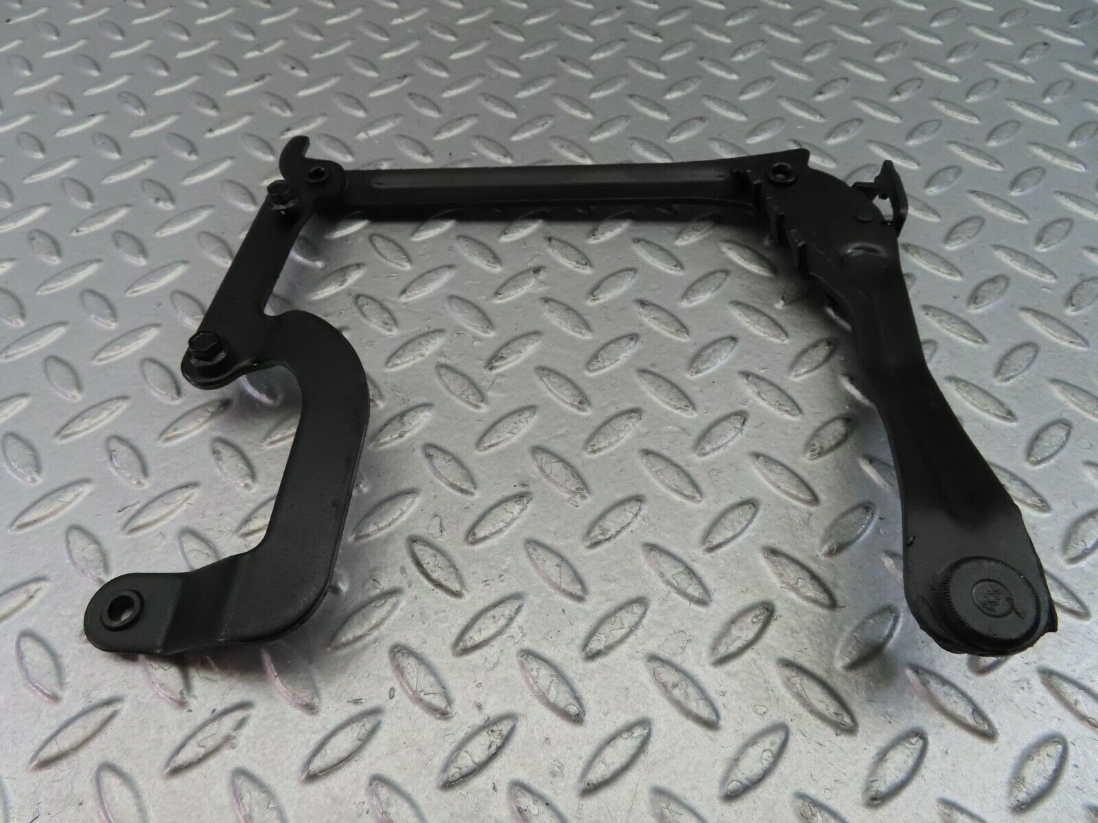 9683 Mercedes-Benz C123 280CE Coupe Bonnet Hinge Right Side