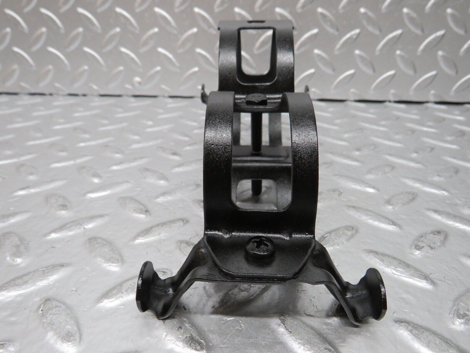 26725 Mercedes-Benz C124 220CE Coupe Fuel Pump Fuel Filter Bracket Holder