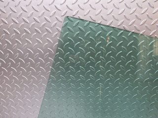 30417 Mercedes-Benz W124 230E Rear Right Door Window Glass