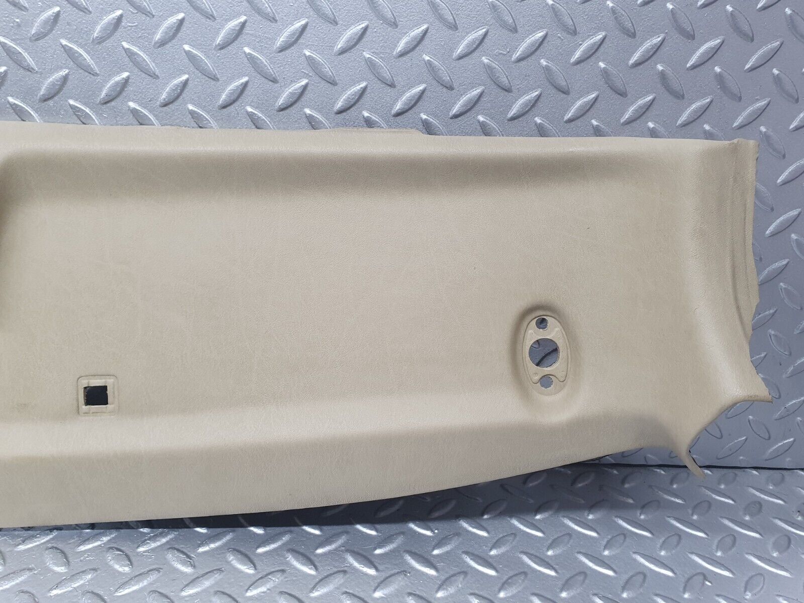 40980 Mercedes-Benz W126 300SE Headlining Roof Panel Beige