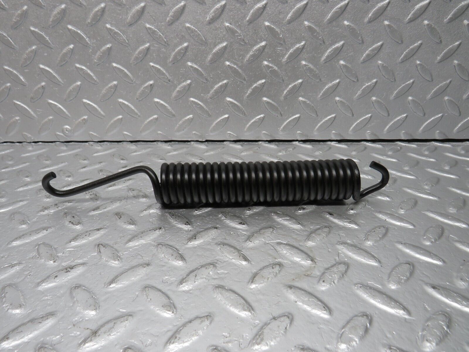 40546 Mercedes-Benz W123 300D Bonnet Hinge Spring