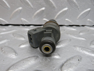 R129 SL fuel injector used OEM
