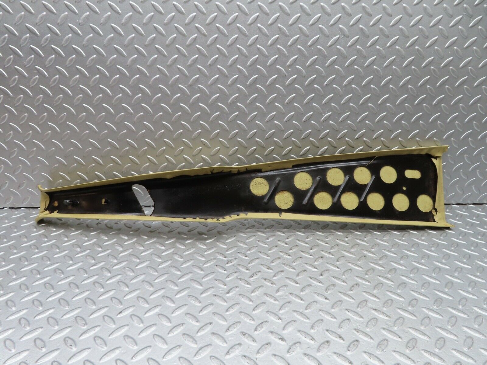 21042 Mercedes-Benz W123 230E B Pillar Cover Right Side Beige