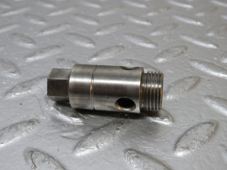 0405 Mercedes-Benz W120 180D Ponton Oil Pressure Valve