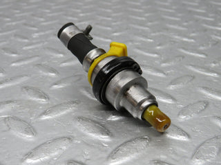 W109 fuel injector used OEM
