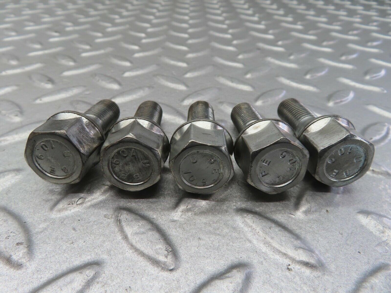 13220 Mercedes-Benz 5x Alloy Wheel Lug Bolt M12x1.5