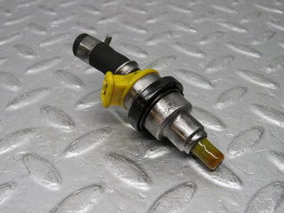 W109 fuel injector used OEM