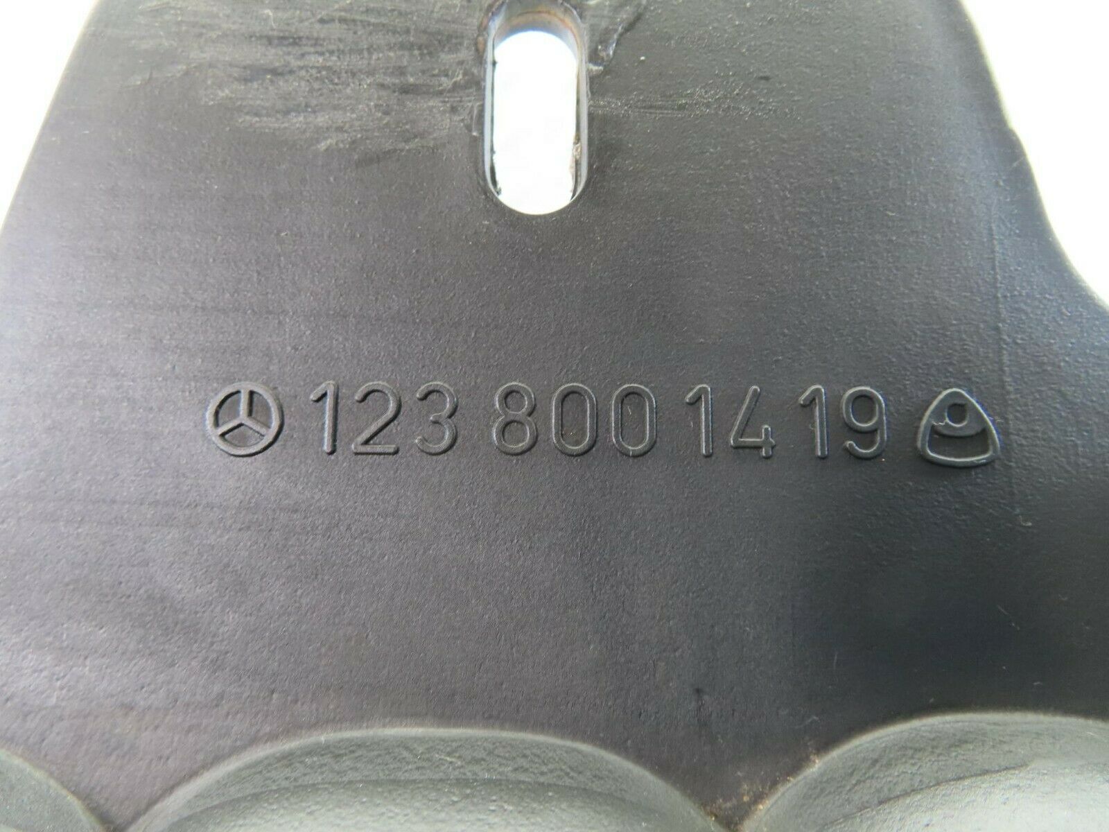 10711 Mercedes-Benz W123 230E Vacuum Reservoir Tank 1238001419