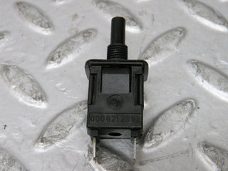26205 Mercedes-Benz W116 450SE Door Contact Switch 0008212852