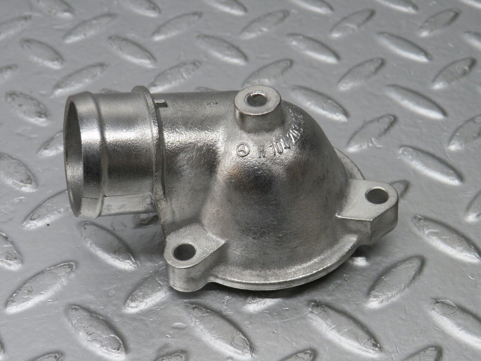 38632 Mercedes-Benz R129 280SL Coupe Thermostat Housing 1042030274