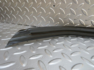 29242 Mercedes-Benz W124 230E Rear Windscreen Lower Rubber Seal