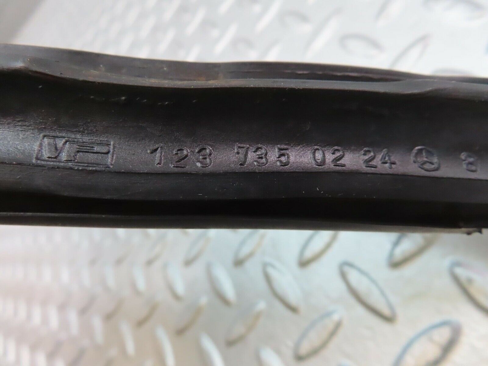 13542 Mercedes-Benz W123 280E Rear Right Quarter Window 1237350224