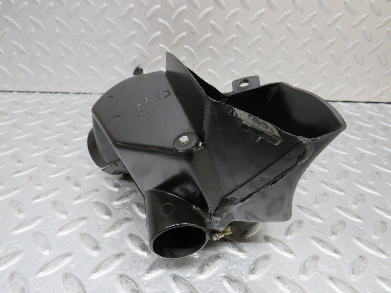 37411 Mercedes-Benz W109 300SEL Air Vent Control Left Side 1088301145